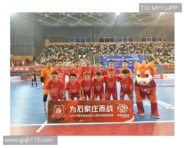 成都篮球队灵活性变革引发热议球迷期待新战术与团队合作提升